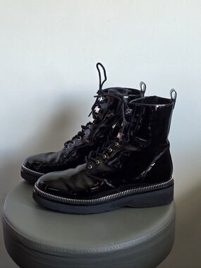 Michael Kors Patent Leather Combat Boots Black Lace Up Studded Zipper Ankle Boot